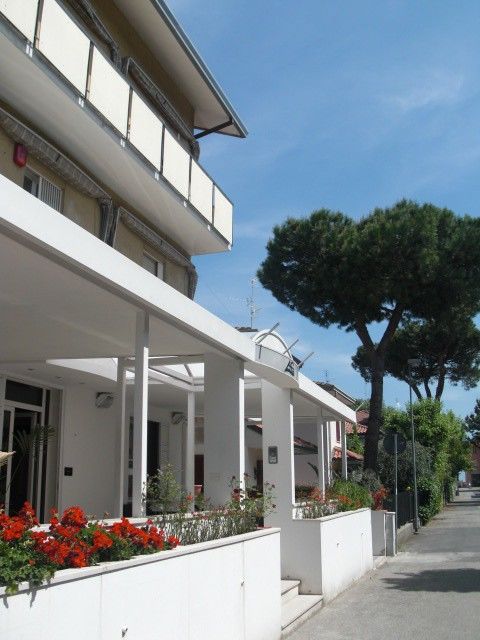 Hotel Giamaica Viserba Di Rimini Exterior foto